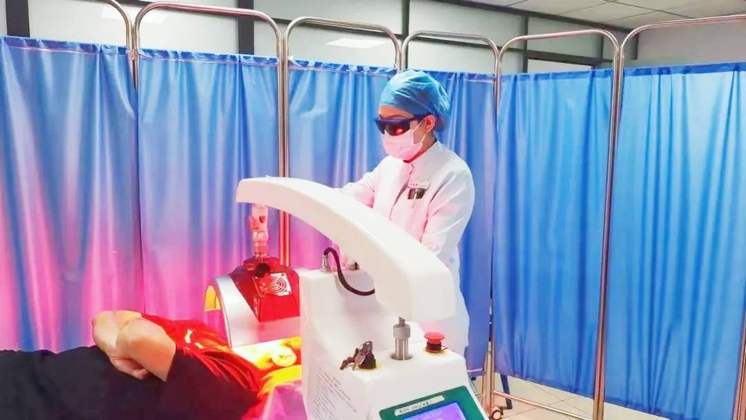 半導(dǎo)體激光光動(dòng)力治療機(jī)檢測(cè)機(jī)構(gòu)(圖1)